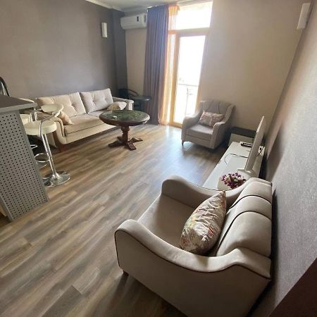 Grand Mall Apartment Batumi Exterior foto