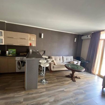 Grand Mall Apartment Batumi Exterior foto
