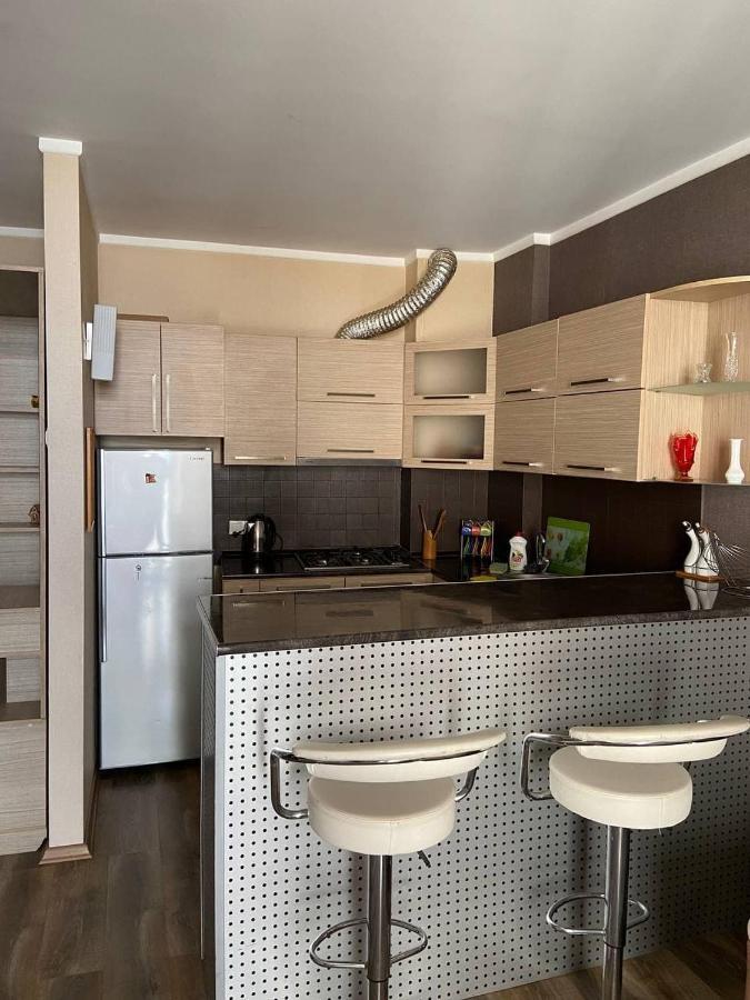 Grand Mall Apartment Batumi Exterior foto